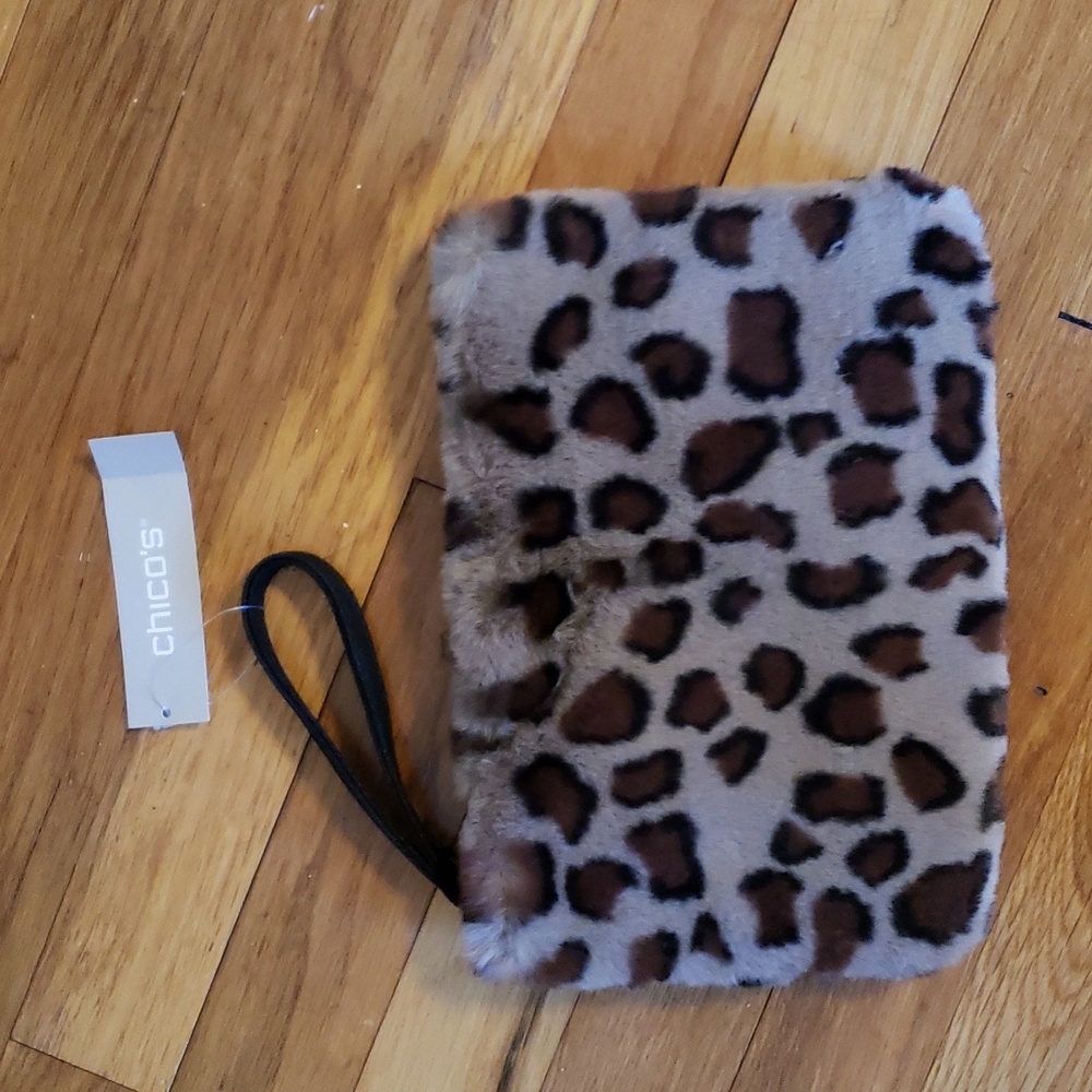 Chico's Faux Fur Wristlet Zip Purse Bag Animal Print NWT Cute & Fun
